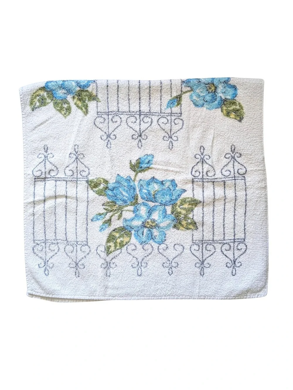 Vintage Bath Towel with Blue Floral Pattern